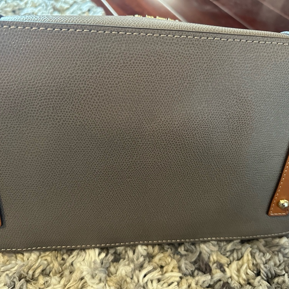 Dooney and Burke domed satchel - Picture 2 of 4